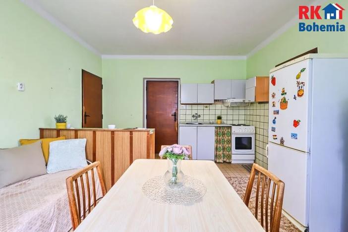 Prodej rodinného domu, Semice, 142 m2