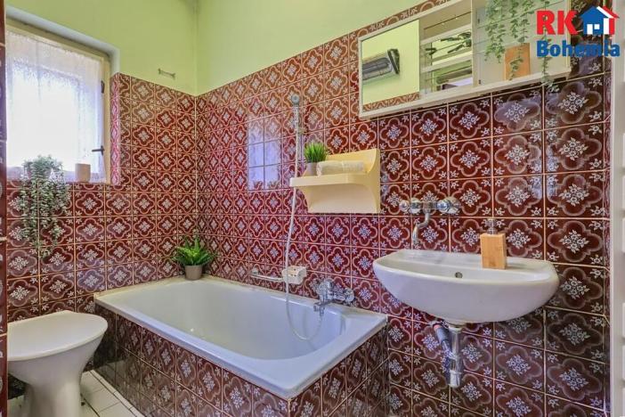 Prodej rodinného domu, Semice, 142 m2