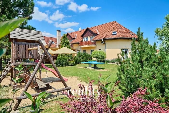 Prodej ubytování, Jevišovice, 1530 m2