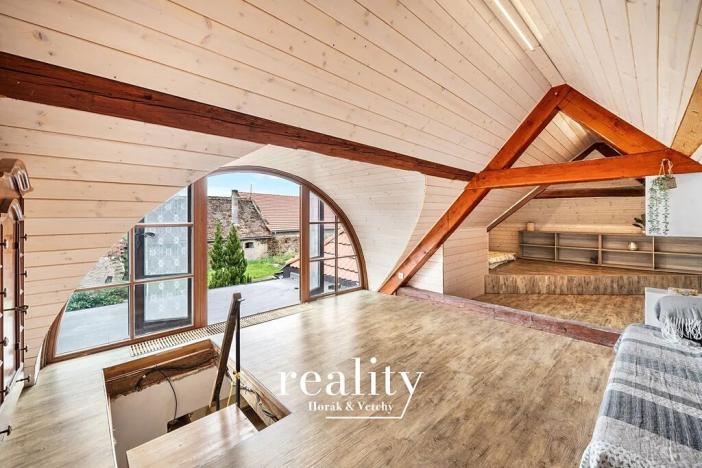 Prodej rodinného domu, Štítary, 202 m2