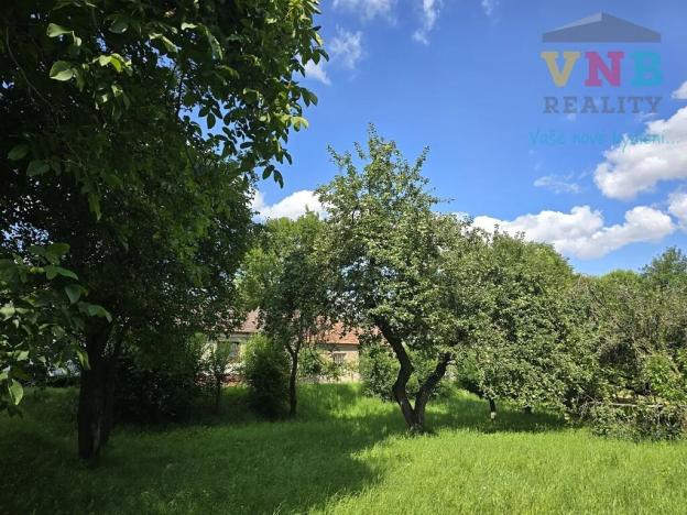 Prodej zahrady, Ptení, 1637 m2