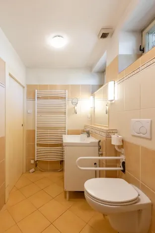 Prodej rodinného domu, Lidice, Oradourská, 186 m2