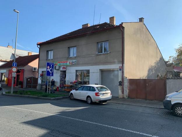 Prodej obchodního prostoru, Praha - Kunratice, náměstí Prezidenta Masaryka, 200 m2