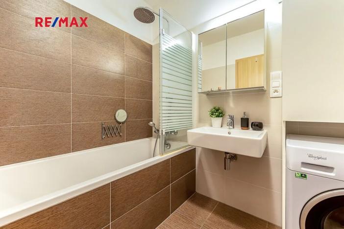 Prodej bytu 3+kk, Praha - Malešice, Počernická, 83 m2