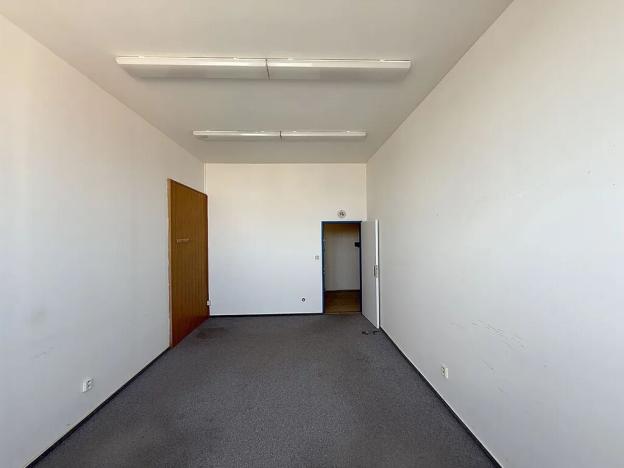 Pronájem kanceláře, Brno, Cejl, 21 m2