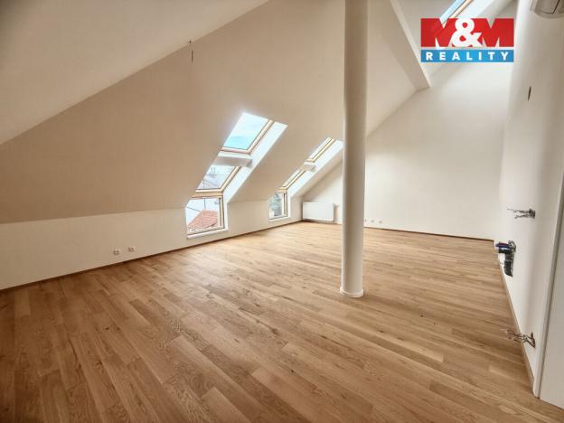 Prodej bytu 2+kk, Praha - Libeň, Střížkovská, 68 m2