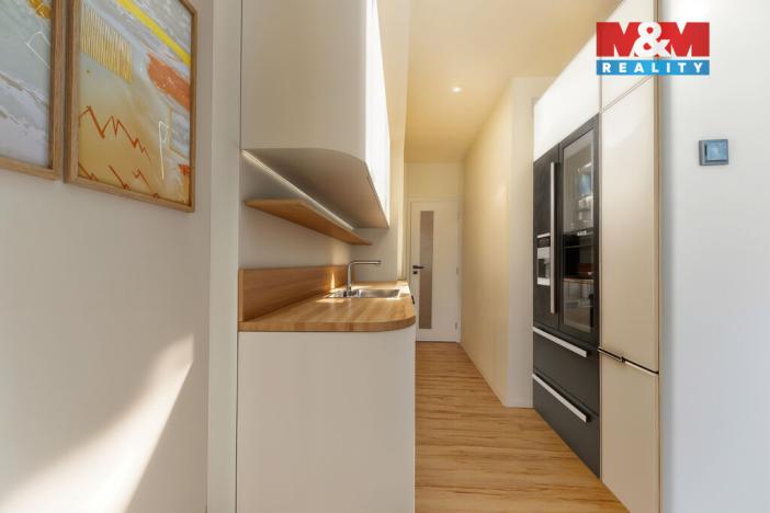 Prodej bytu 3+1, Praha - Bohnice, Poznaňská, 74 m2