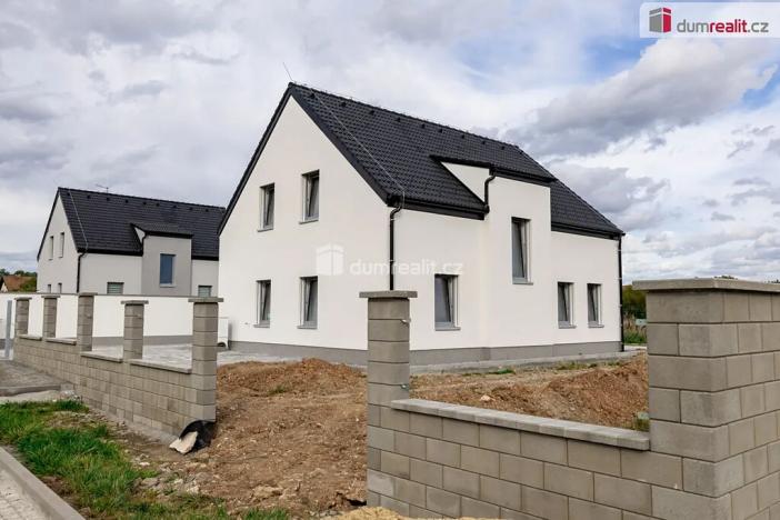 Prodej rodinného domu, Lužná, Jižní, 165 m2