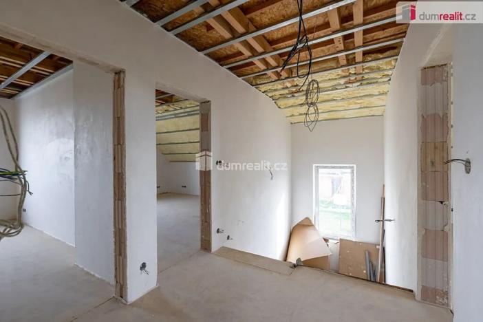 Prodej rodinného domu, Lužná, Jižní, 165 m2