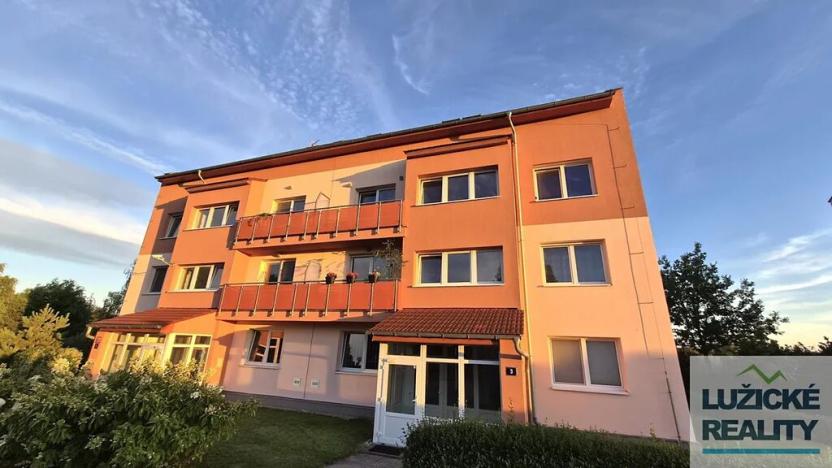 Prodej bytu 2+kk, Praha - Horní Počernice, V javorech, 42 m2