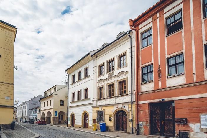 Pronájem kanceláře, Hradec Králové, Malé náměstí, 70 m2