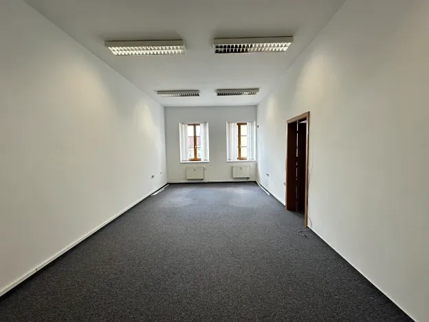 Pronájem kanceláře, Hradec Králové, Malé náměstí, 70 m2