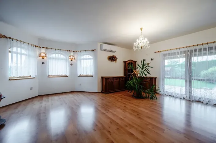 Prodej rodinného domu, Velké Přílepy, Slavíčkova, 330 m2