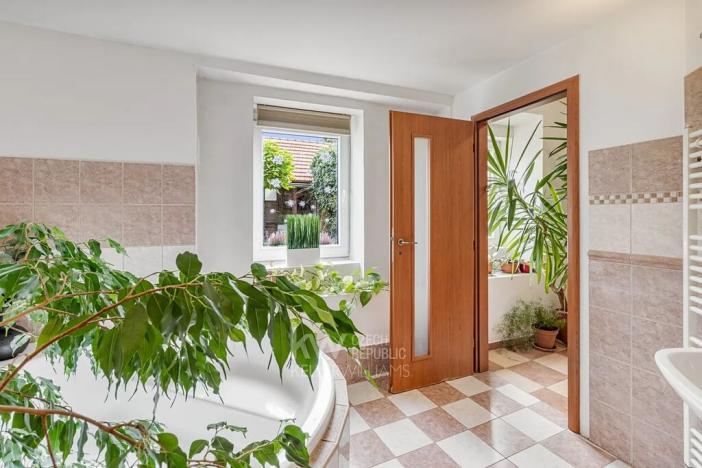 Prodej rodinného domu, Smečno, Na Bambouze, 165 m2