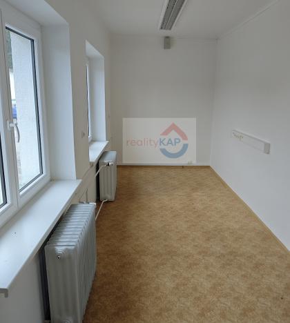 Pronájem kanceláře, Střítež - Kaplice-nádraží