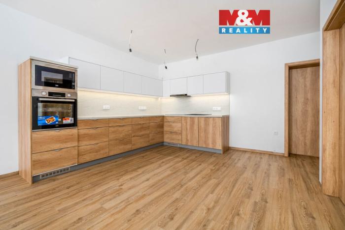 Prodej bytu 3+kk, Třebechovice pod Orebem, Masarykovo náměstí, 68 m2