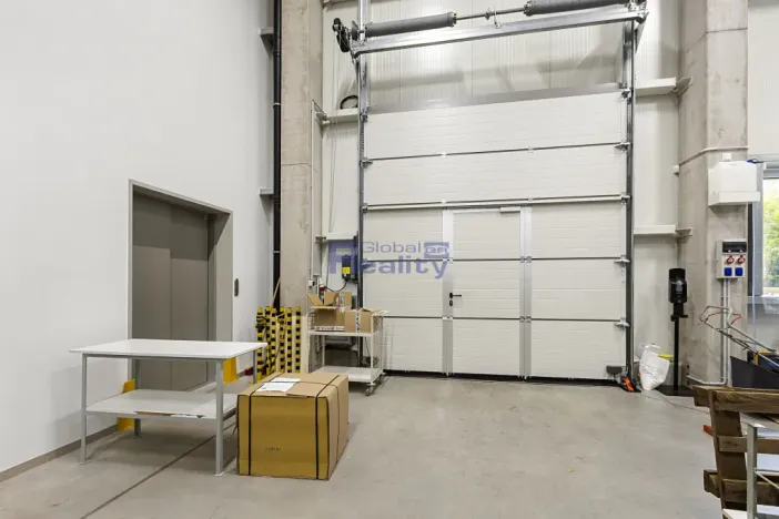 Pronájem skladu, Hradec Králové, Jana Krušinky, 1613 m2