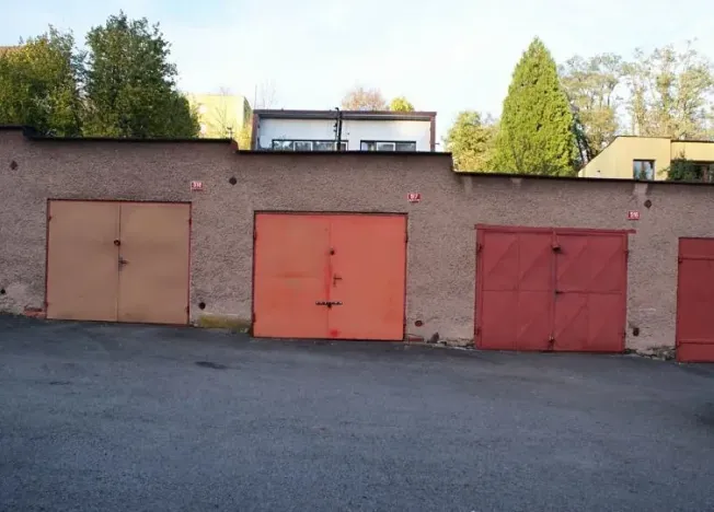 Dražba garáže, Orlová, Na Stuchlíkovci, 24 m2