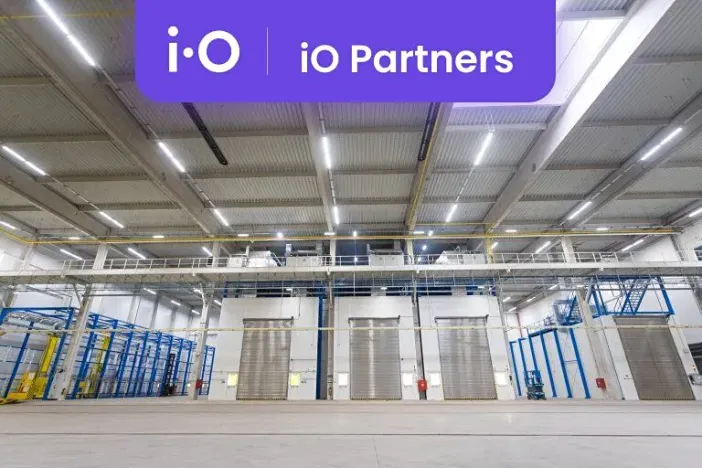 Pronájem skladu, Brno, Letiště Brno-Tuřany, 13000 m2