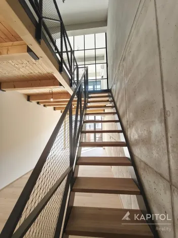 Pronájem bytu 3+kk, Praha - Vysočany, Kolbenova, 76 m2