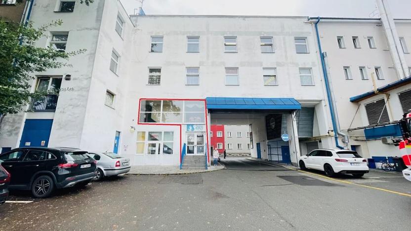 Pronájem kanceláře, Šumperk, M. R. Štefánika, 193 m2