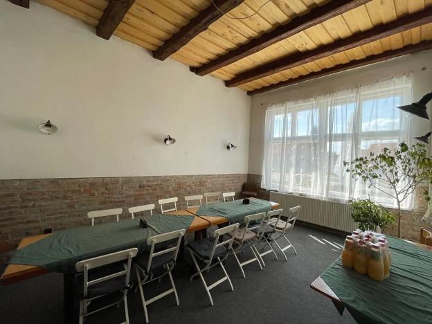 Prodej restaurace, Rakvice, Dolní, 400 m2