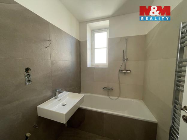 Pronájem rodinného domu, Ostrava - Petřkovice, Hlučínská, 200 m2