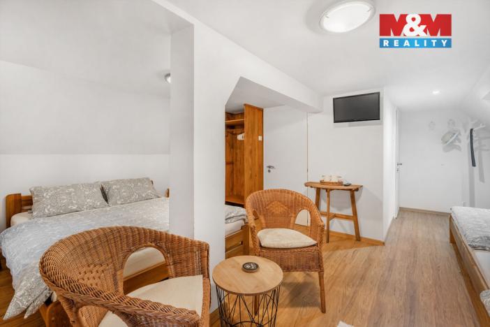 Prodej restaurace, Hřensko, 300 m2