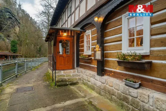 Prodej restaurace, Hřensko, 300 m2