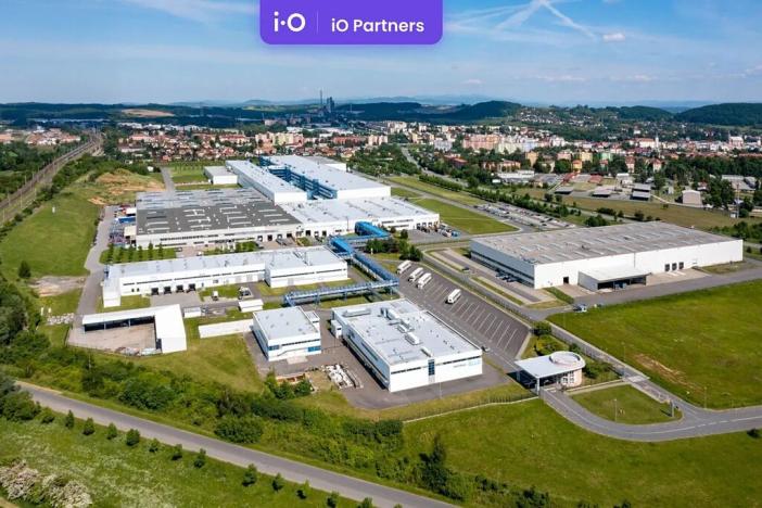 Pronájem skladu, Hranice, Olomoucká, 1600 m2