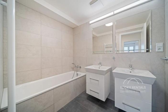 Pronájem bytu 2+kk, Praha - Chodov, Líbalova, 48 m2