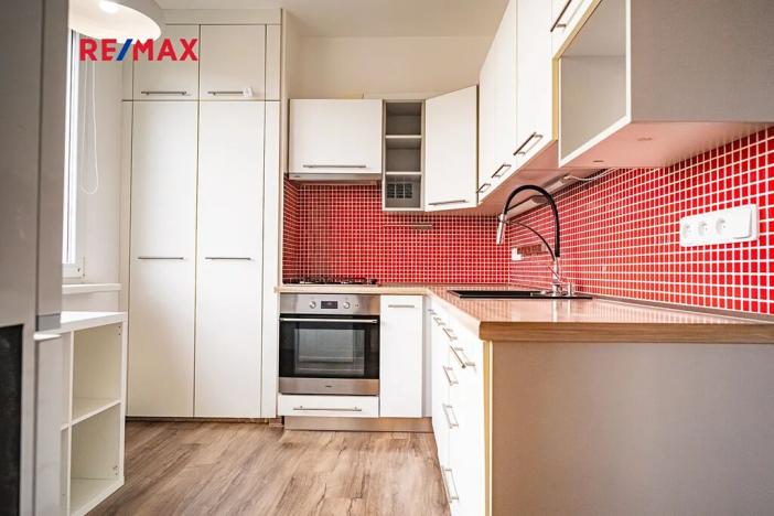 Prodej bytu 3+kk, Hradec Králové, Na Zahrádkách, 68 m2