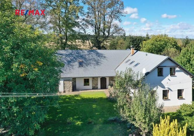 Prodej rodinného domu, Holetín, 800 m2