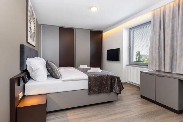 Pronájem bytu 2+1, Hradec Králové, Na Brně, 60 m2