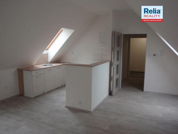 Pronájem bytu 3+kk, Liberec, Na Kopečku, 67 m2