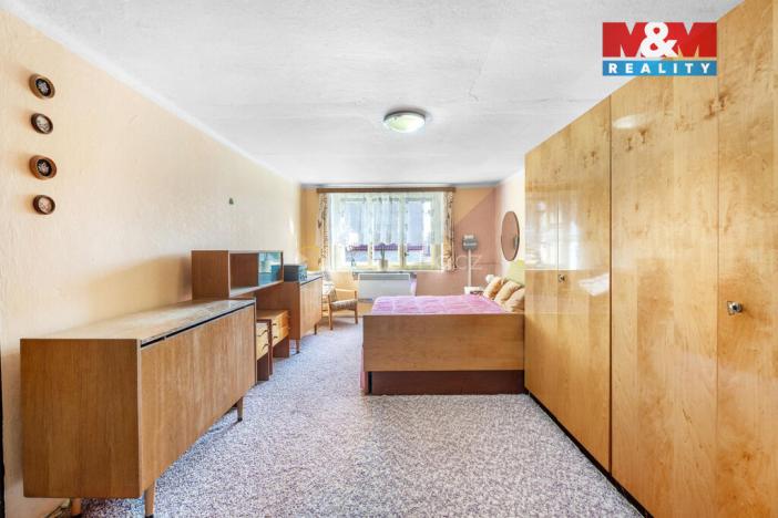 Prodej rodinného domu, Spomyšl, 350 m2