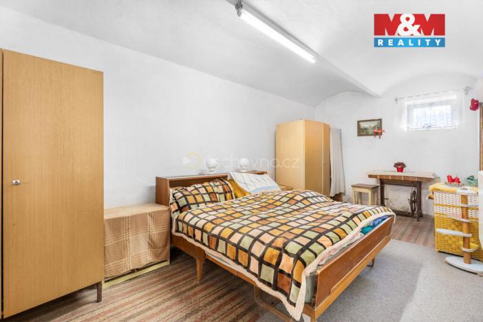 Prodej rodinného domu, Spomyšl, 350 m2