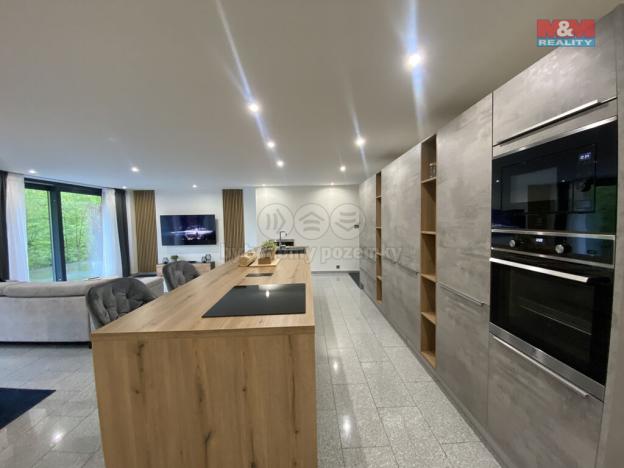 Prodej rodinného domu, Mikulovice, 200 m2