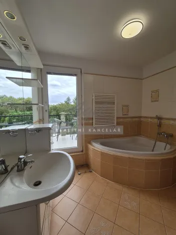 Pronájem bytu 4+1, Šlapanice, 95 m2