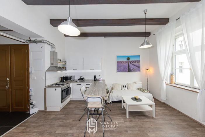Prodej bytu 2+kk, Praha - Vršovice, 28. pluku, 43 m2