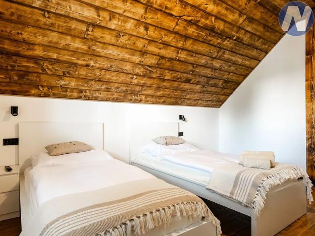 Prodej rodinného domu, Horní Planá, 196 m2