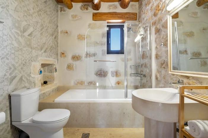 Prodej rodinného domu, Acquaro, Itálie, Via Melidonio, 99 m2