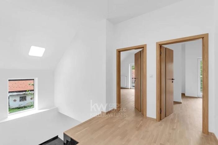 Prodej rodinného domu, Vykáň, 214 m2