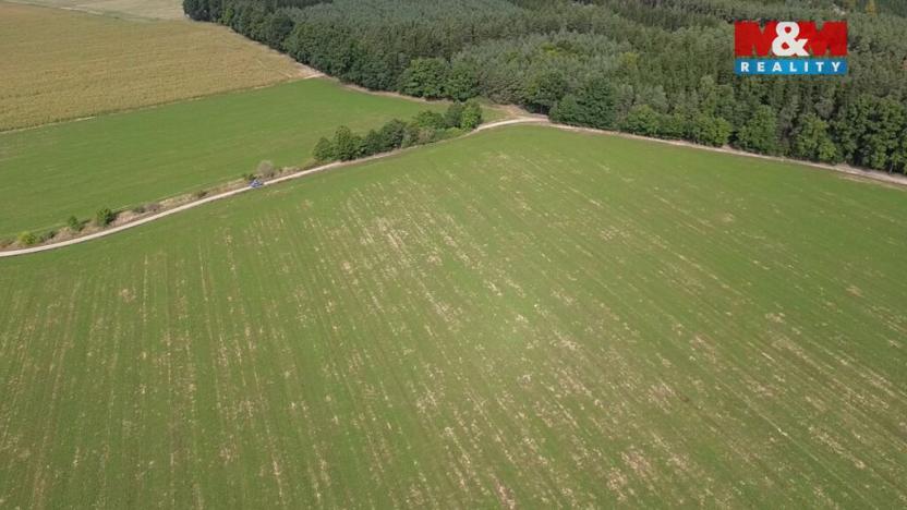 Prodej pole, Dobronice u Bechyně, 9873 m2