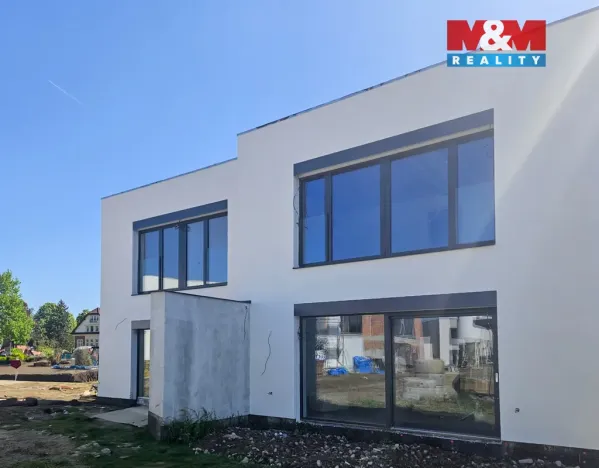 Prodej rodinného domu, Sezemice, 121 m2