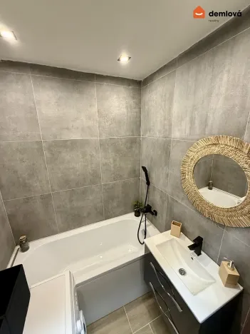 Pronájem bytu 2+1, Karviná, Tyršova, 59 m2