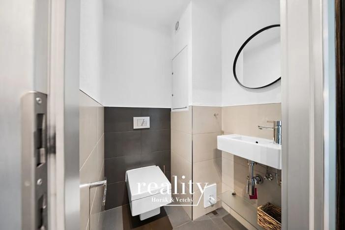 Prodej bytu 4+kk, Znojmo, Aninská, 100 m2