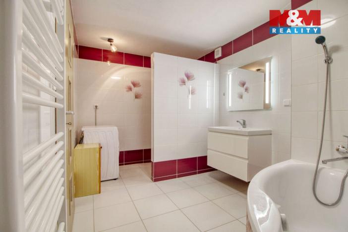 Prodej rodinného domu, Lnáře, 205 m2