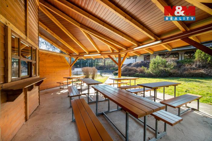 Prodej restaurace, Hnátnice, 330 m2