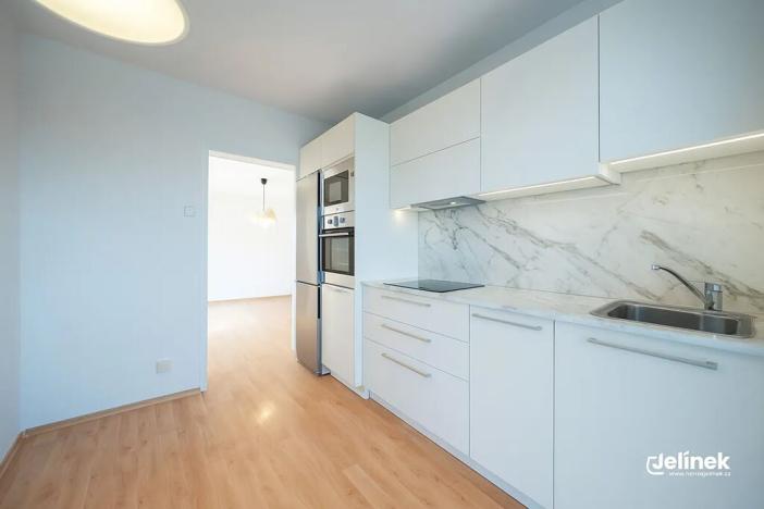 Prodej bytu 4+1, Polička, 1. máje, 94 m2